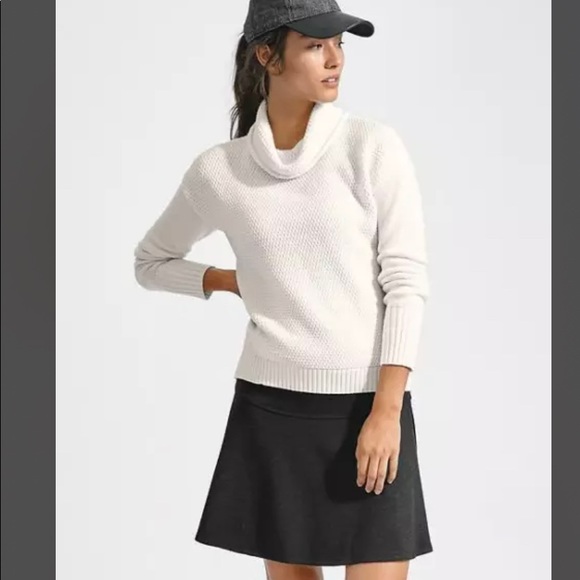 FINAL PRICE!
Athleta Ponte Twill Fit and Flare Skirt - Picture 2 of 8